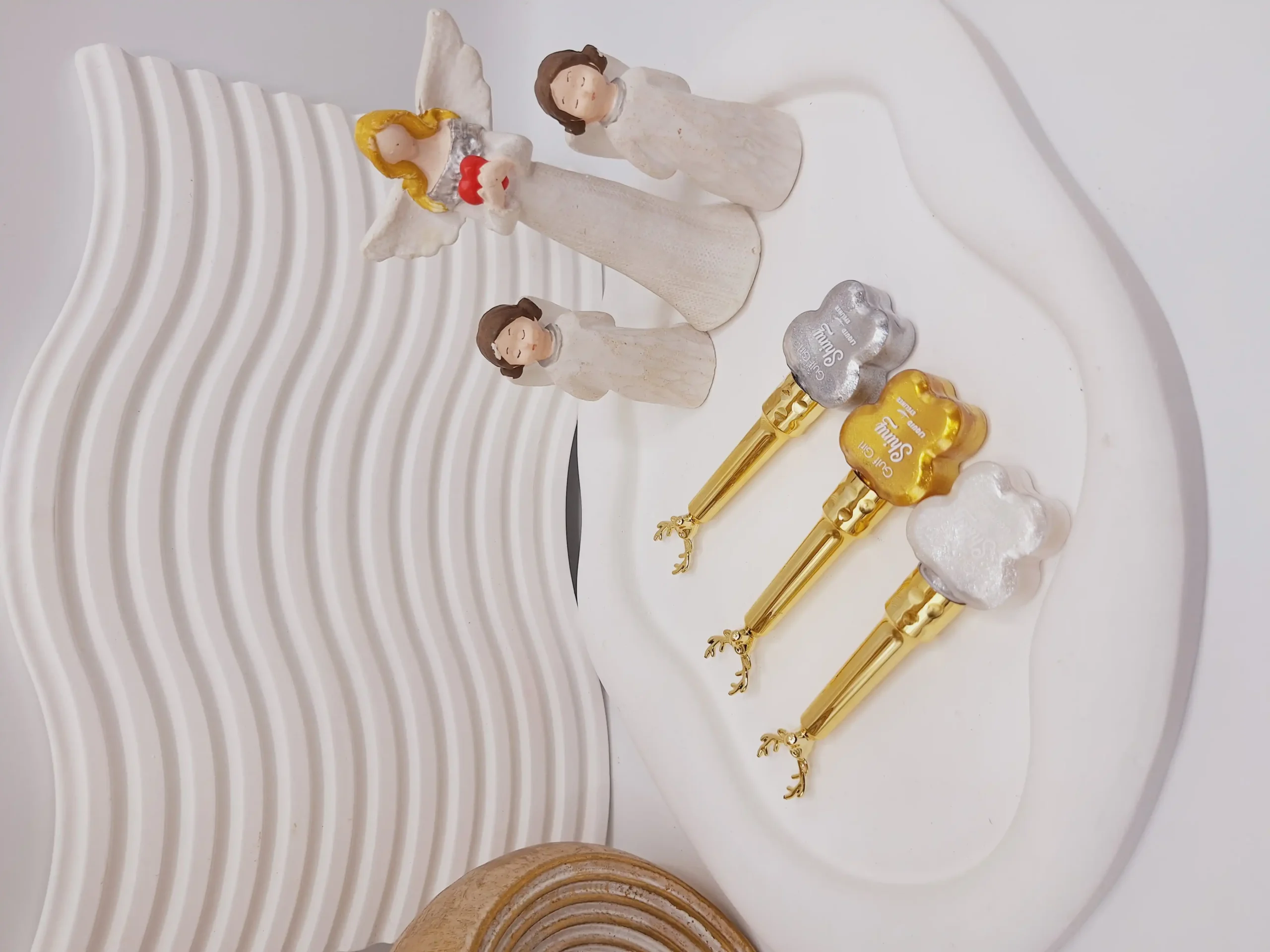 20250731062258792-thumbnail خط چشم رنگی شاین دار طرح گوزن برند Gulf Girl کد EG038 - Image 1