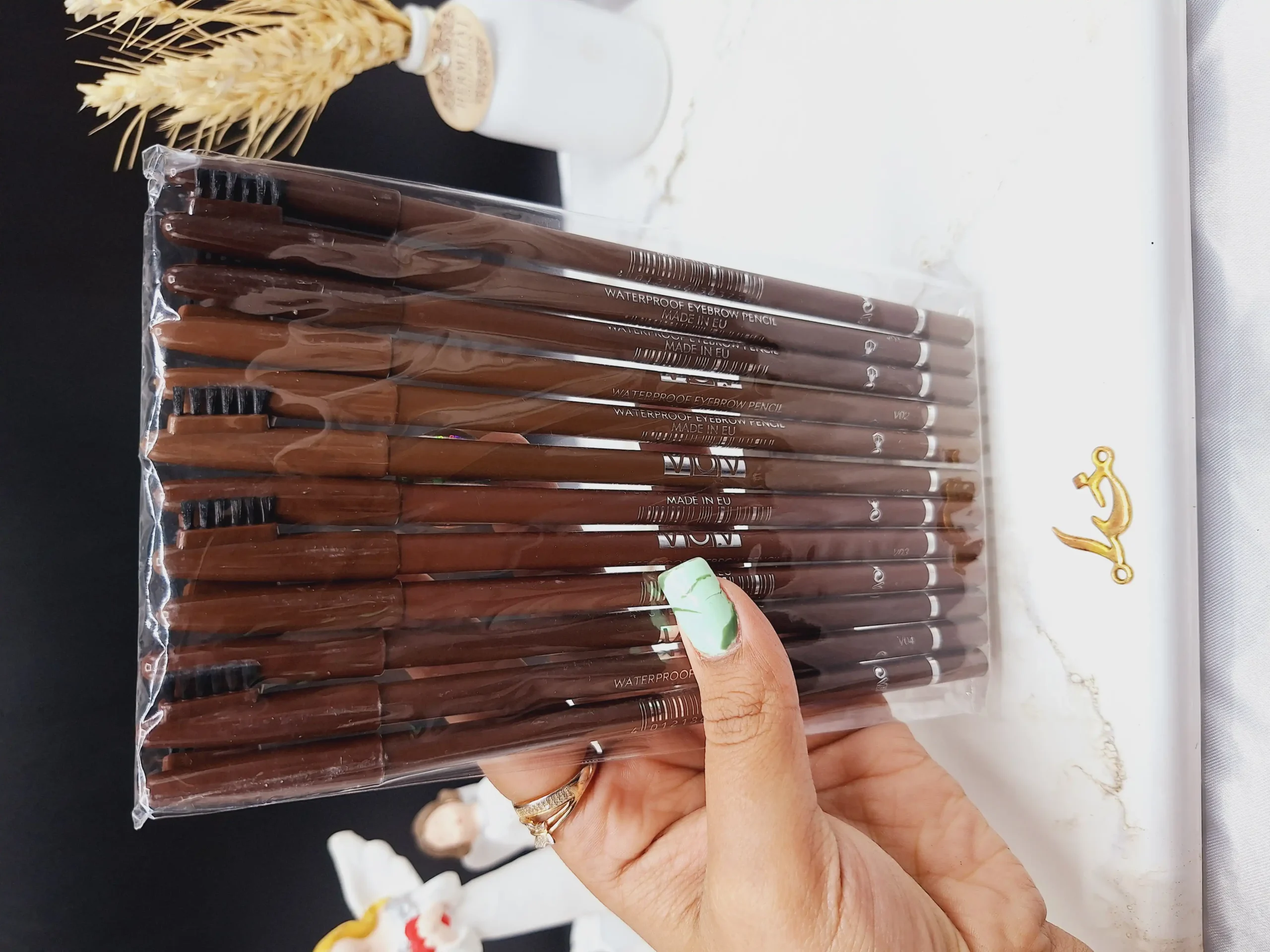 20250731045011002-thumbnail مداد ابرو بسته 12 عددی همراه با فرچه برند واو VOV اورجینال کد 3758 - Image 1