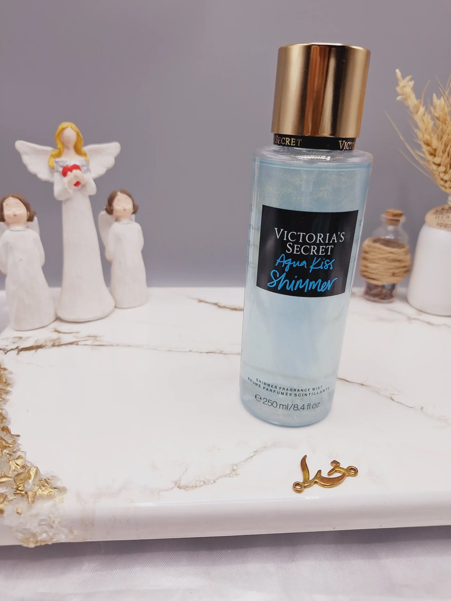 20250731050226983-thumbnail بادی اسپلش 250 ml ویکتوریا سکرت مدلAqua Kiss Shimmer اورجینال - Image 1