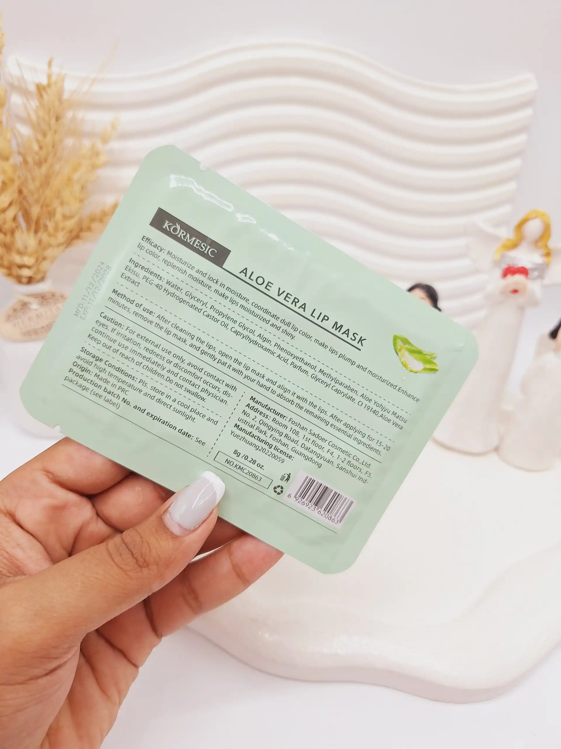 20250914182655410-thumbnail ماسک ورقه ای لب آلوئه ورا KORMESIC کد 0863 - Image 1