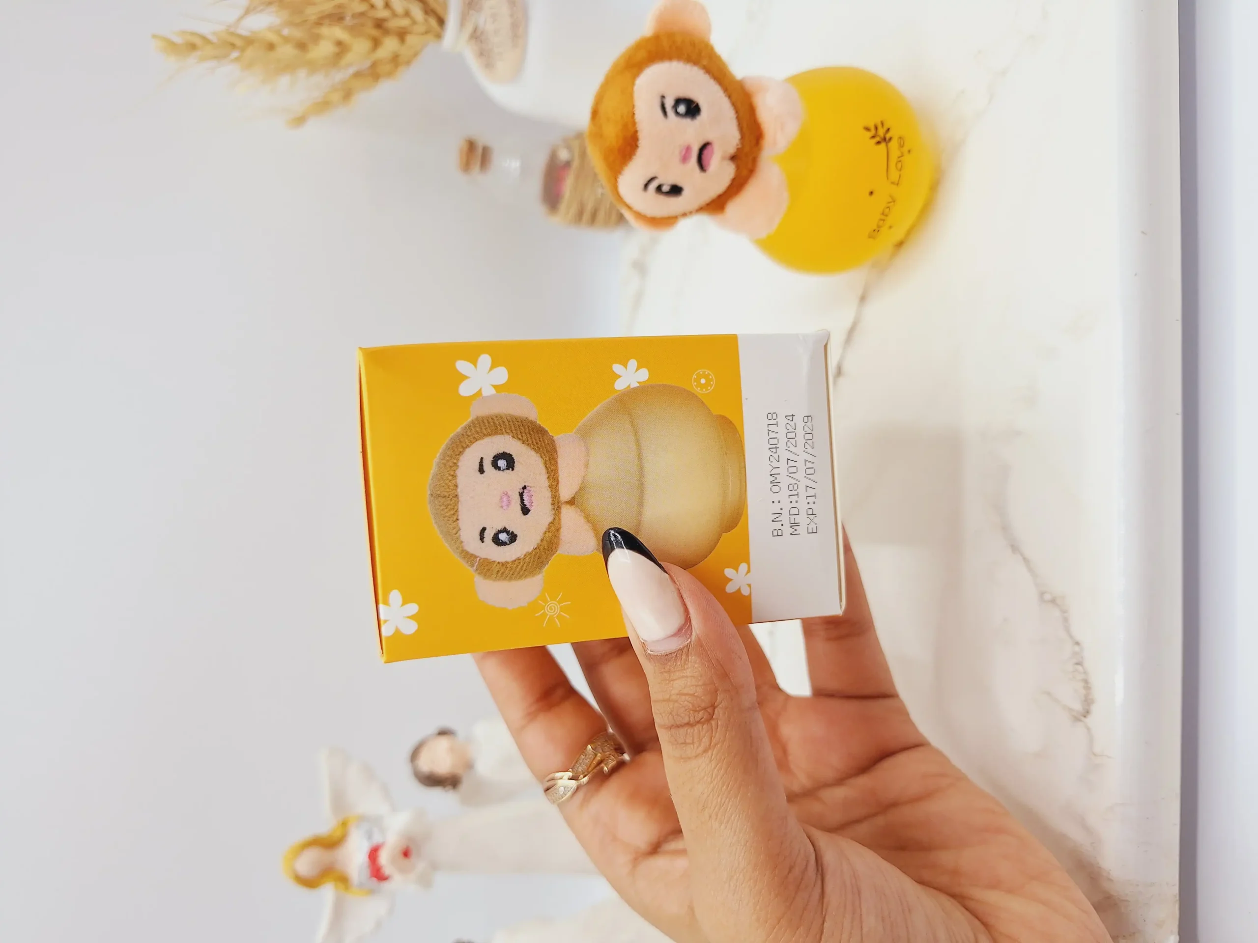 20250731062102465-thumbnail ادکلن عروسکی کودک مدل میمون حجم 50 میل کد OMY-X156 - Image 1