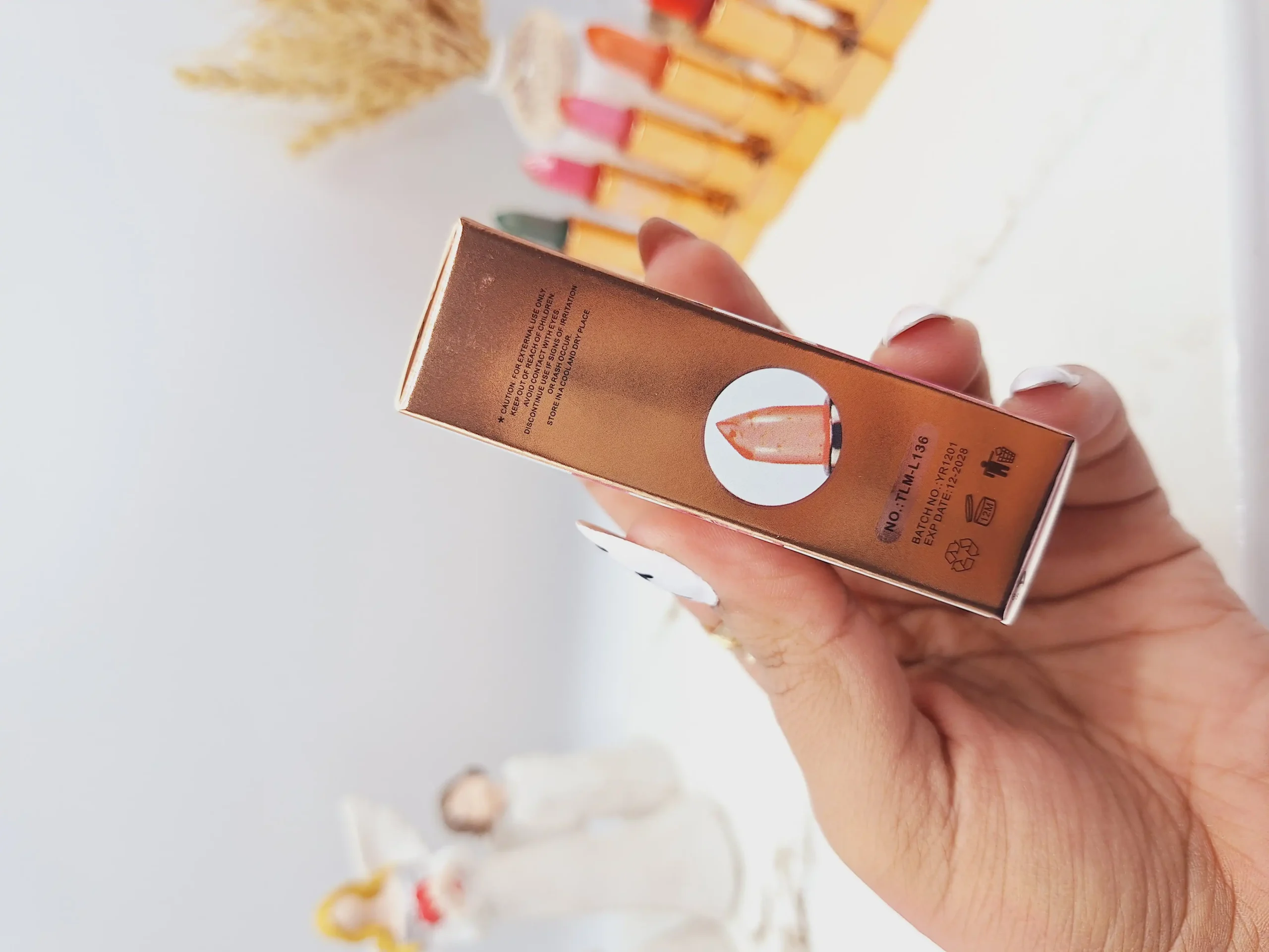 20250731061031608-thumbnail رژ لب حرارتی مات و درخشان برند TAILAIMEI کد 1360 - Image 1