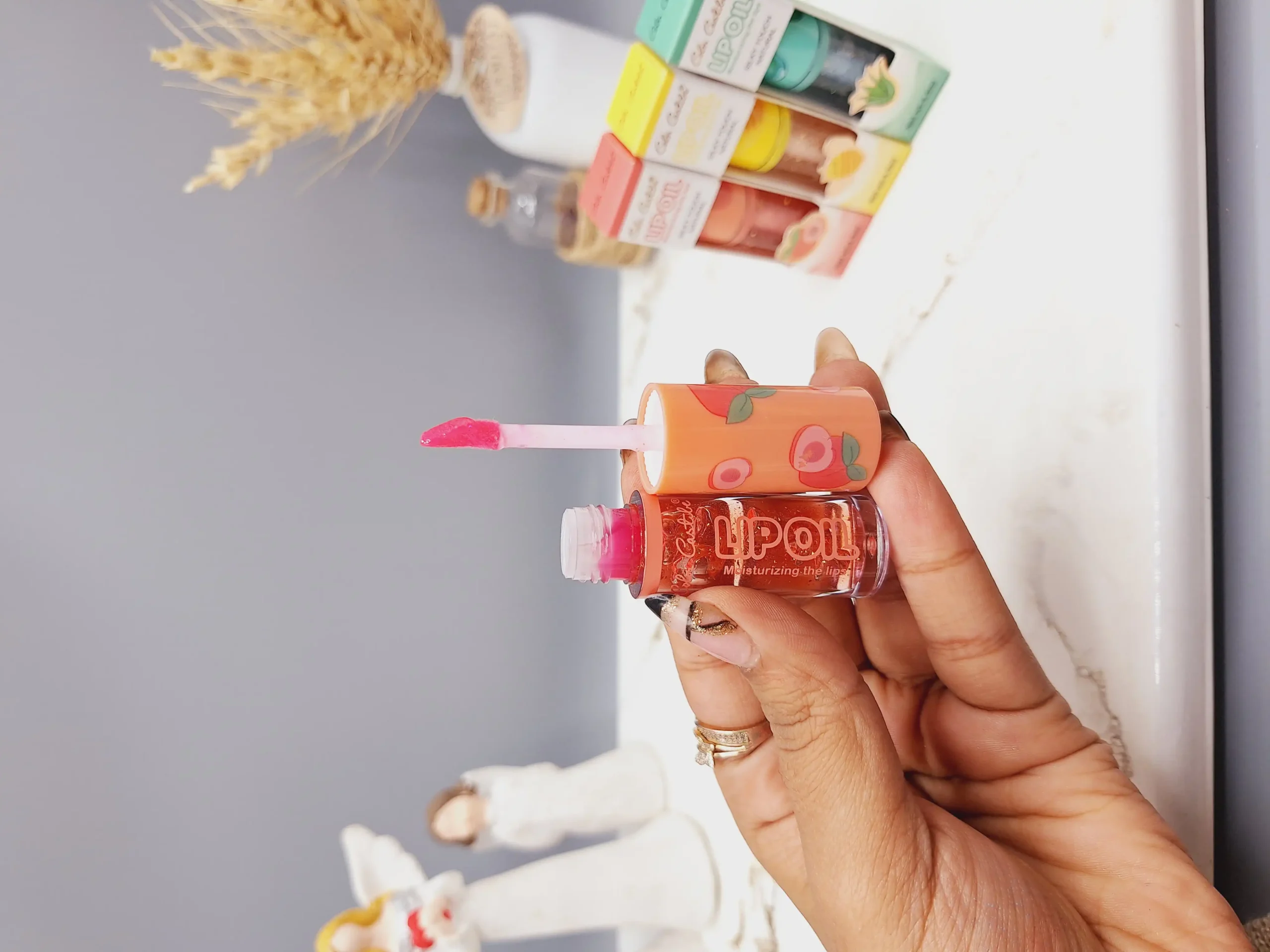 20250731054910970-thumbnail لیپ گلاس ویتامینه و برق لب شاین دار کد 4207 - Image 1