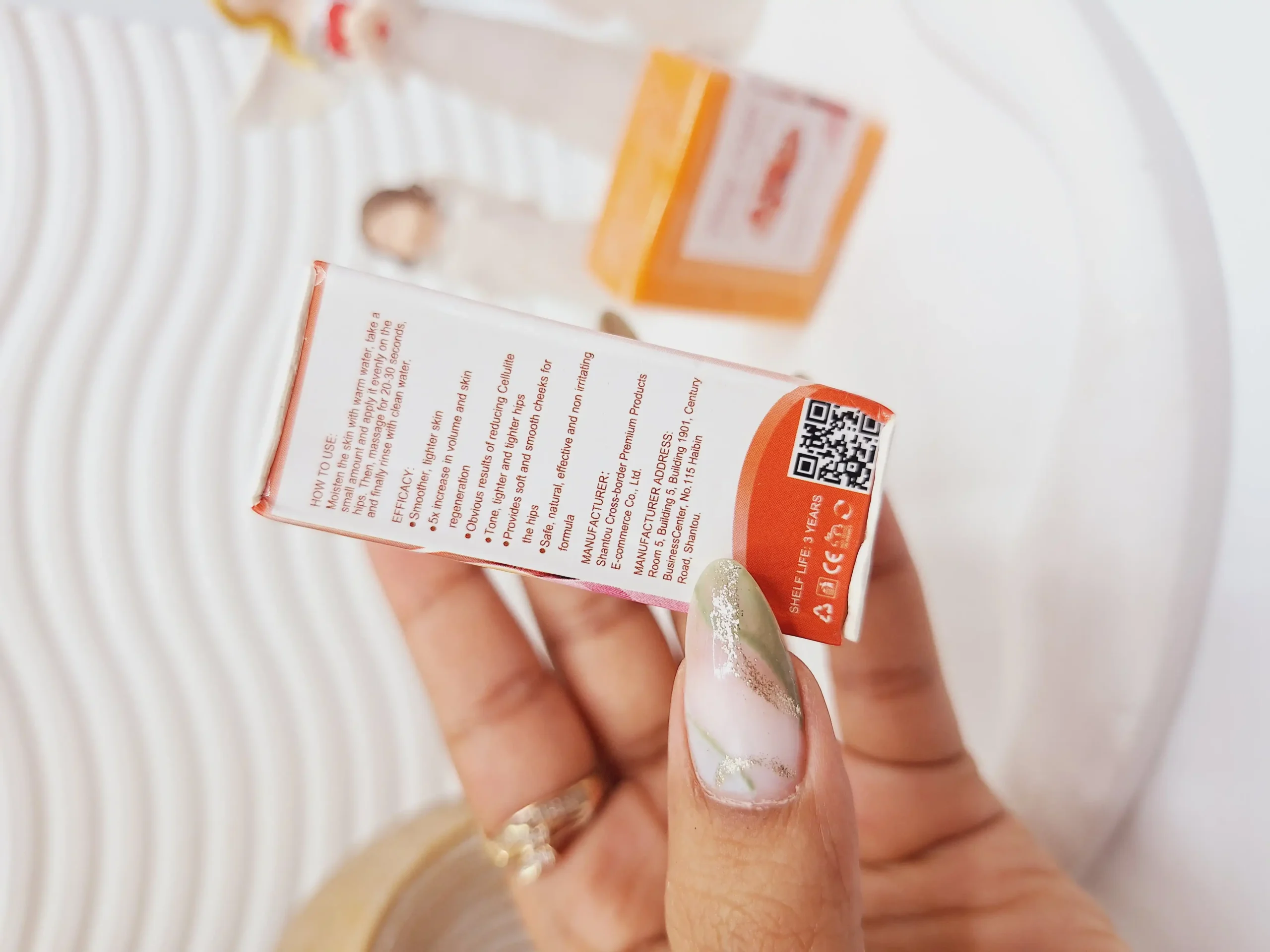 20250731062758165-thumbnail صابون کلاژن تقویت کننده باسن برند EELHOE - Image 1