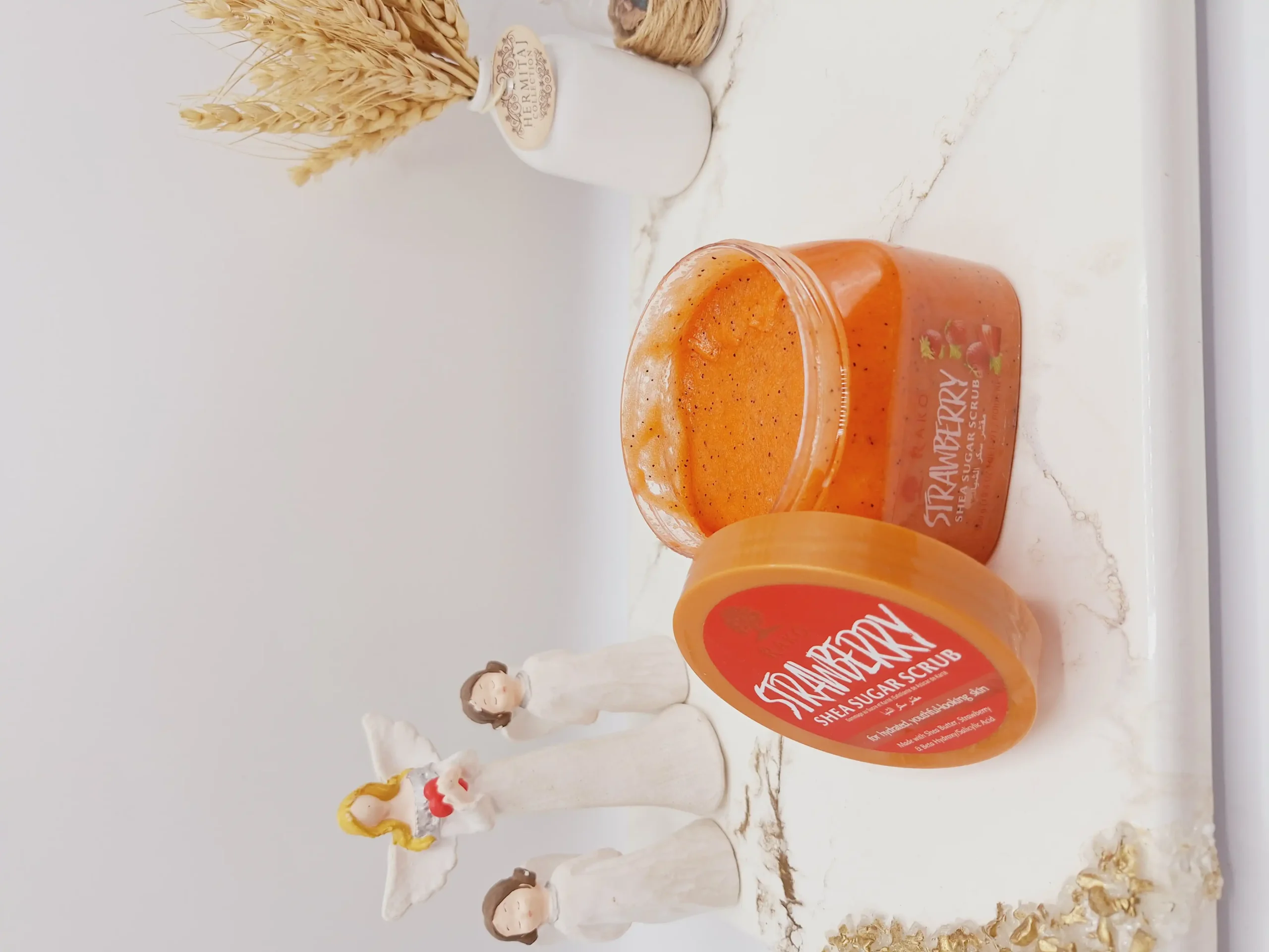 20250731061556982-thumbnail اسکراب شنی رایحه توت فرنگی برند راکو فوق العاده با کیفیت کد 1307 - Image 1