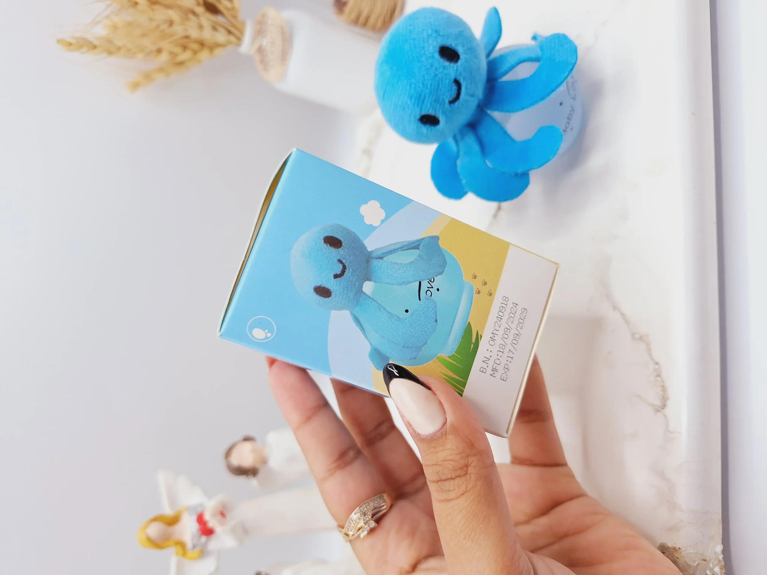 20250731061945378-thumbnail ادکلن عروسکی کودک مدل هشت پا 50 میل - Image 1