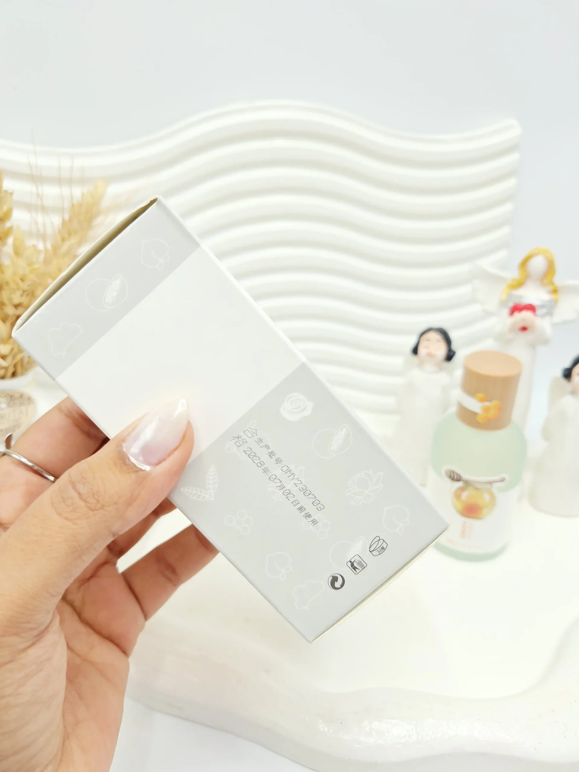 20251126072140590-thumbnail عطر بیکینی چوبی رایحه عسل حجم 50 میل - Image 1