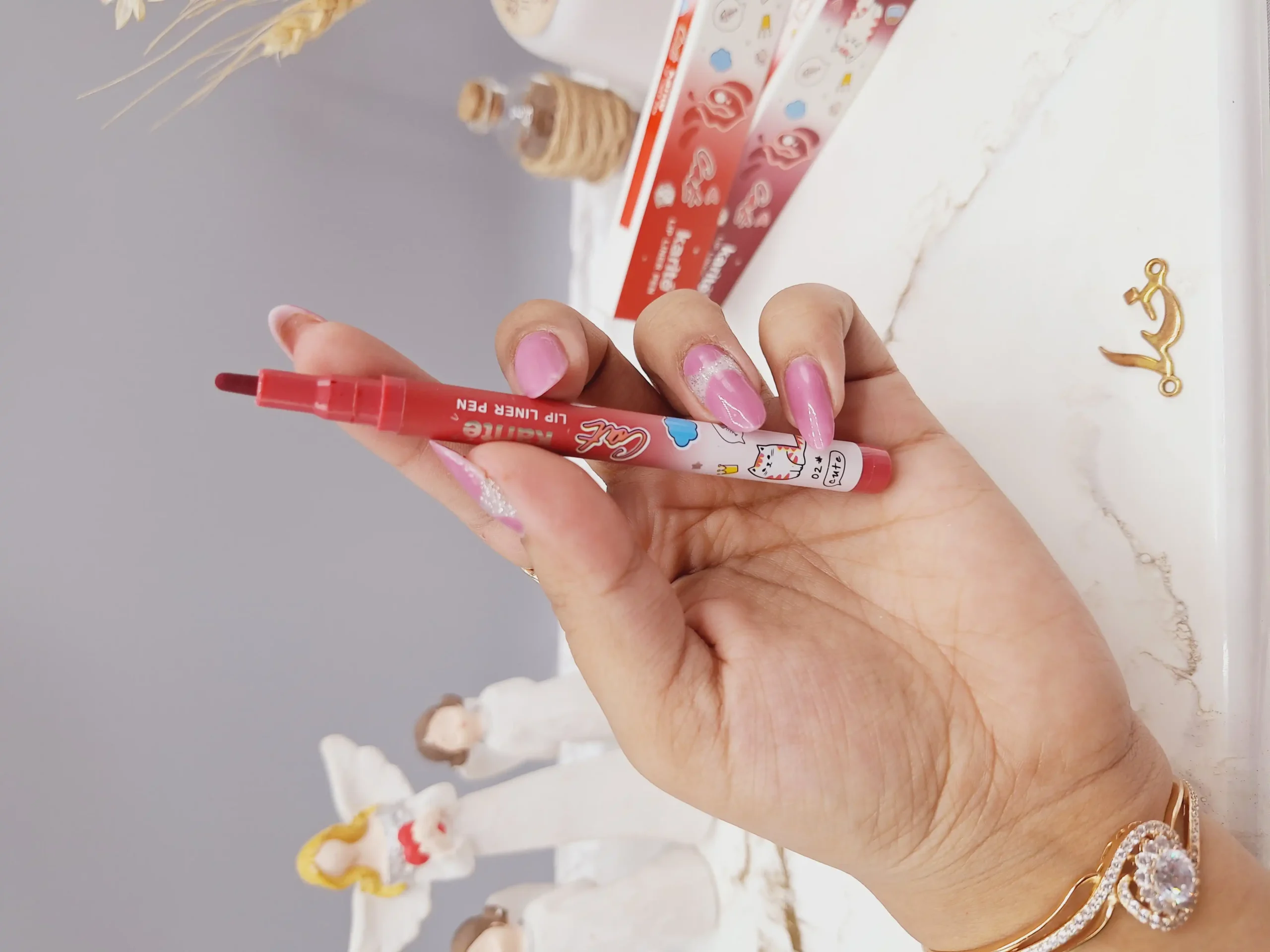 20250731050452421-thumbnail خط لب ماژیکی کاریته Karite کد 2679_47 - Image 1