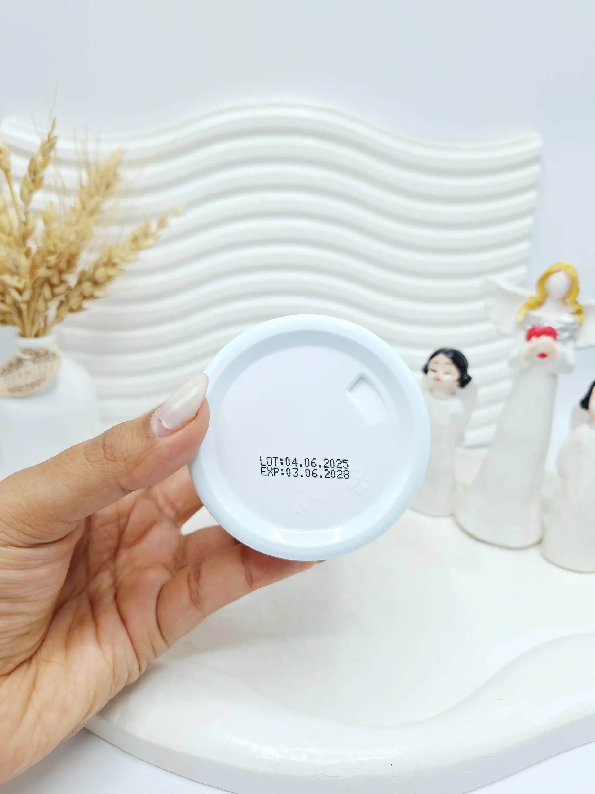 20251210015632162-thumbnail کره بدن با عصاره ارکیده حجم 260 گرم کد 8267 - Image 1