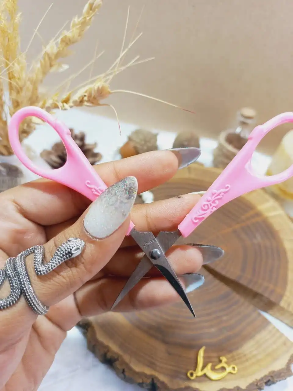 20250731040928663-thumbnail قیچی آرایشی صورتی ساووی Savoy - Image 1