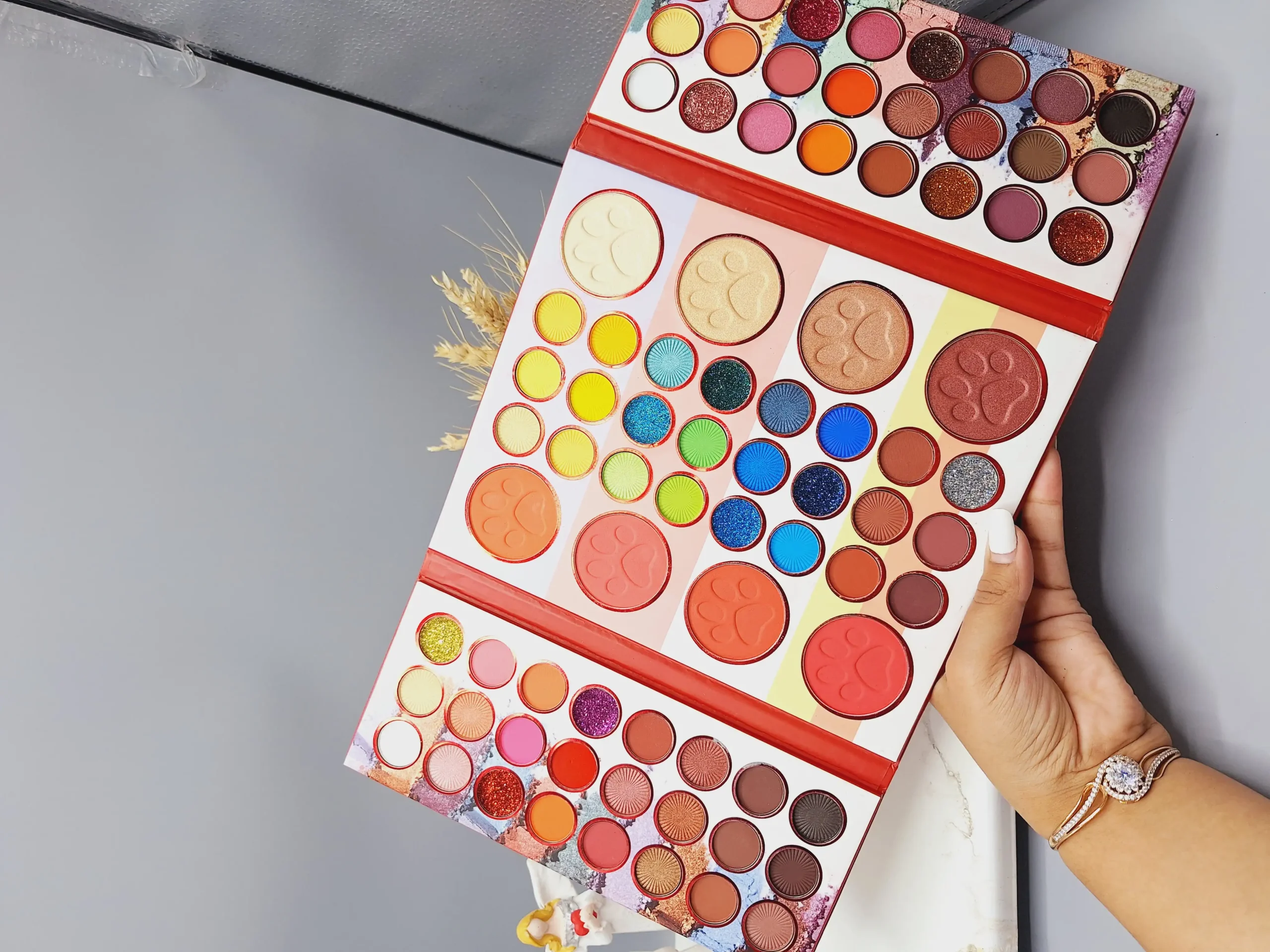 20250731054347247-thumbnail پالت سایه چشم 80 رنگ دخترانه فشن فوق العاده زیبا و با کیفیت کد 2350 - Image 1