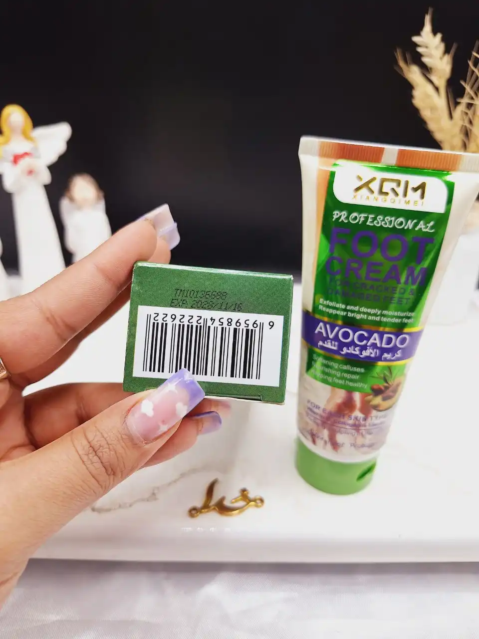 20250731044541422-thumbnail کرم ضد ترک و ترمیم کننده پا با عصاره آواکادو برند XQM کد X2262 - Image 1