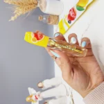 حجم دهنده لب رایحه لیمو Vivid کد 1551