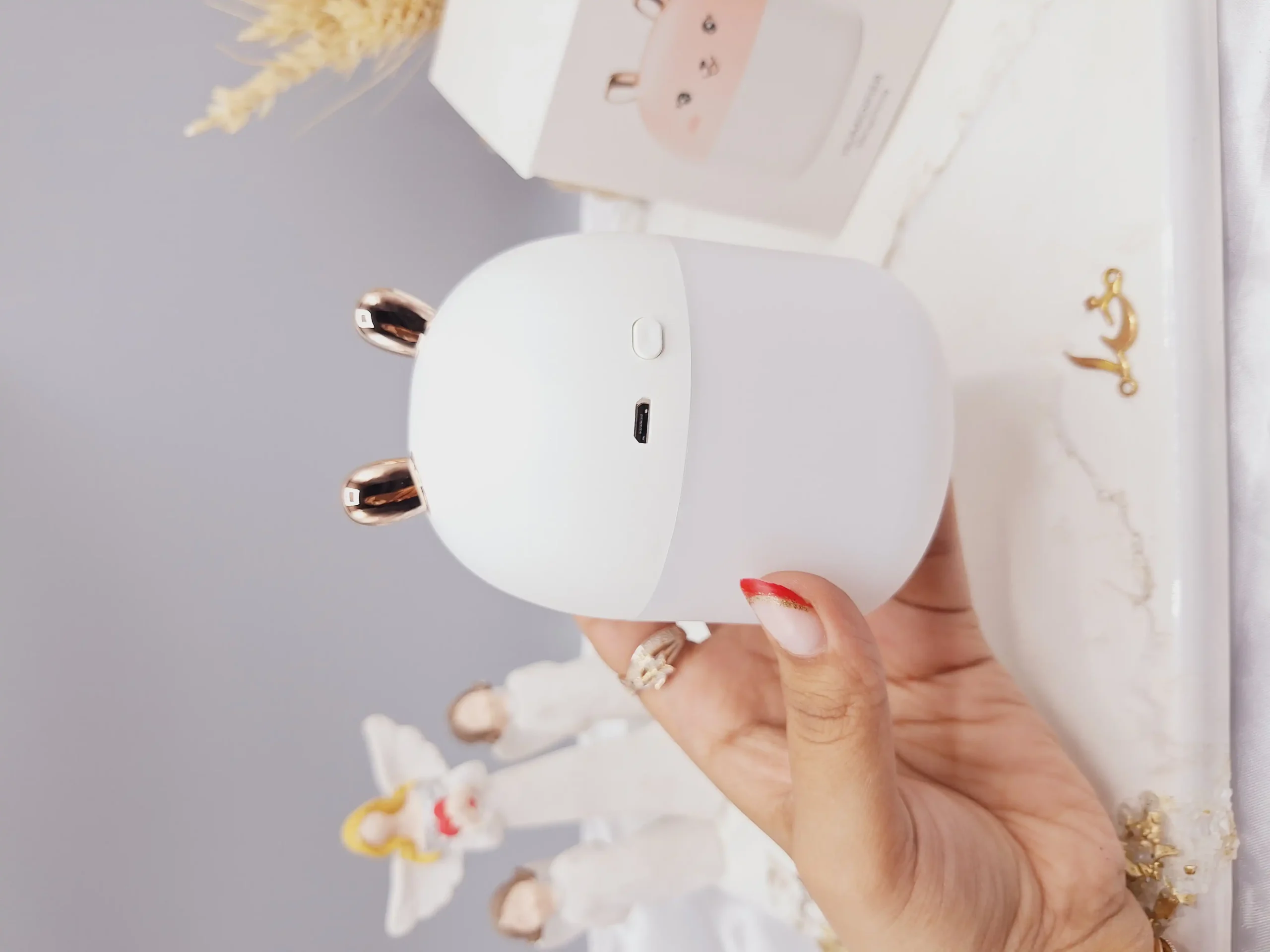 20250731051648360-thumbnail دستگاه بخور خرگوش کیوت سفید مدل HUMIDIFIER - Image 1