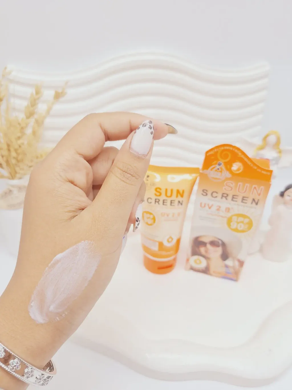 20251102023727986-thumbnail ضد آفتاب زنانه SCREEN SPF 90 کد 0016 - Image 1