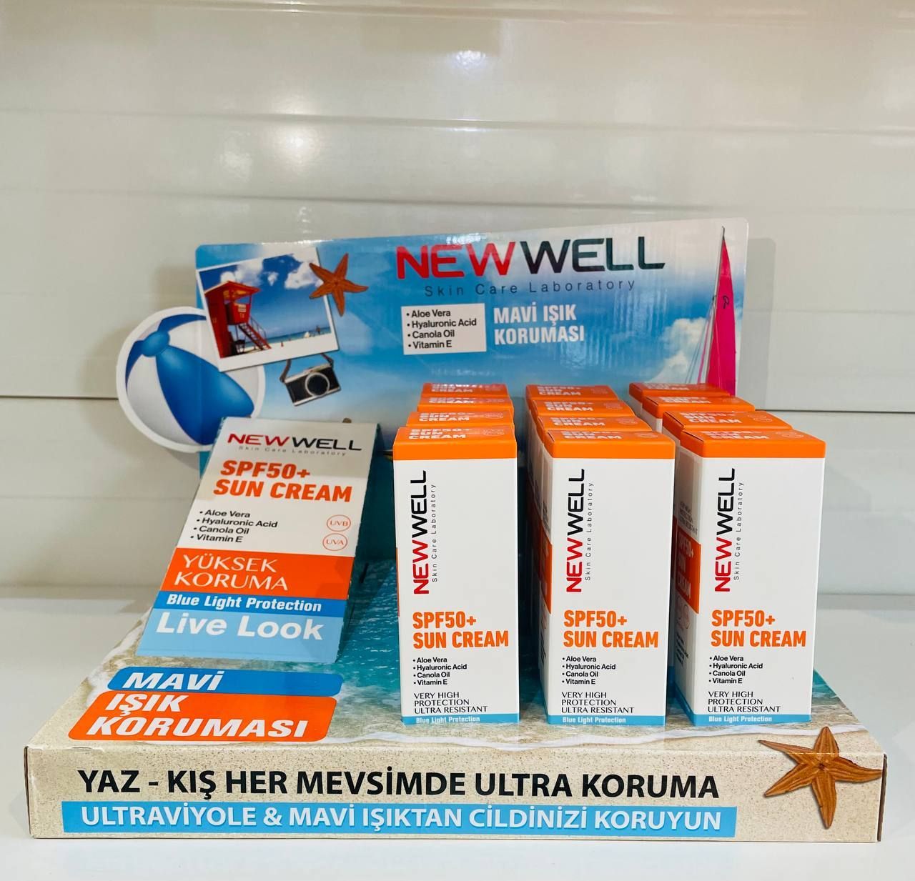 ad6f4162-b6c0-484e-92ac-5fb9b71be190 کرم ضد آفتاب نیوول - Image 1