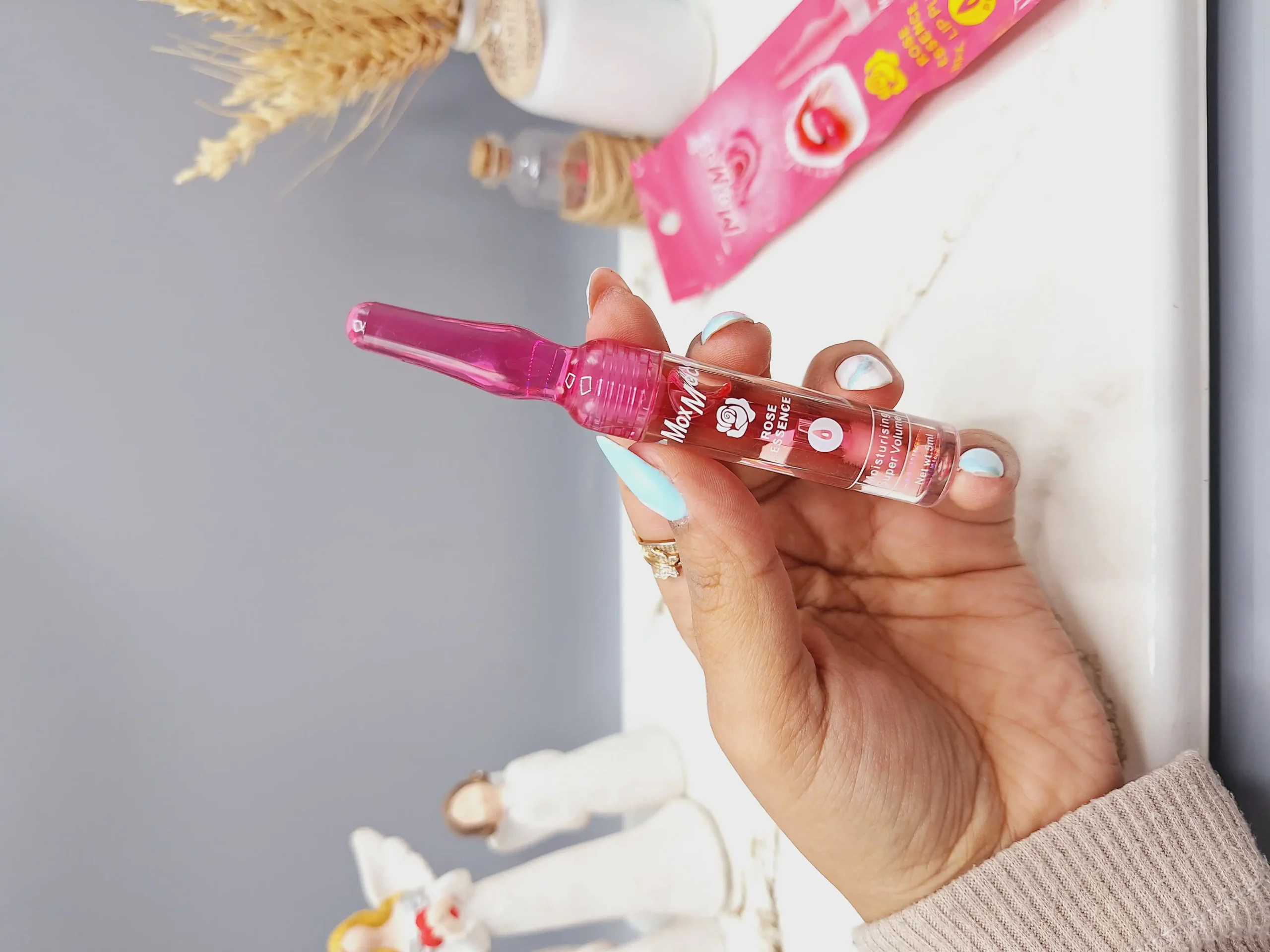 20250731060724215-thumbnail حجم دهنده لب رایحه گل رز کد 1346 - Image 1