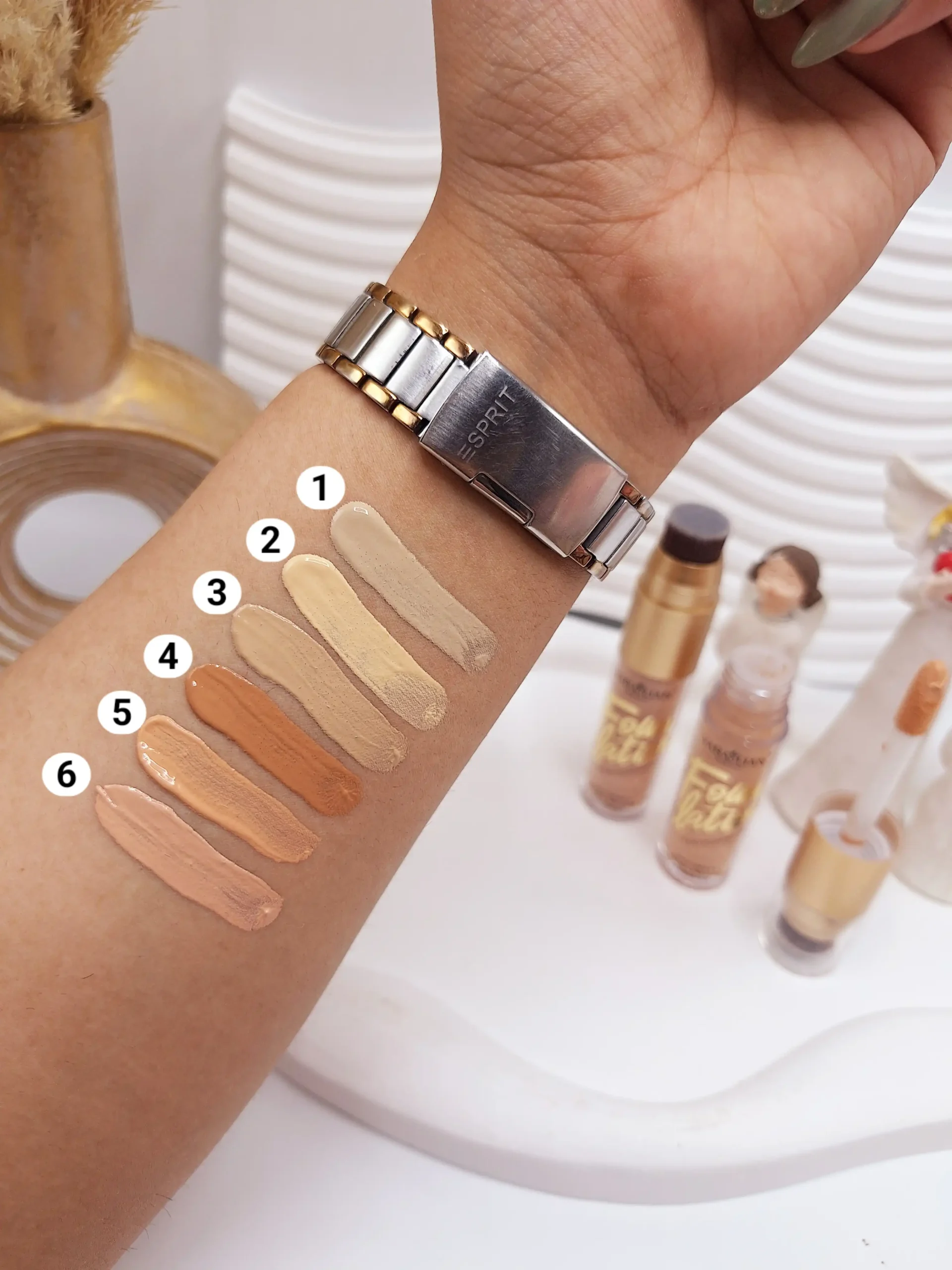 20250731062340905-thumbnail کرم فاندیشین مایع برس دار برند YABAOLIAN کد 7050 - Image 1