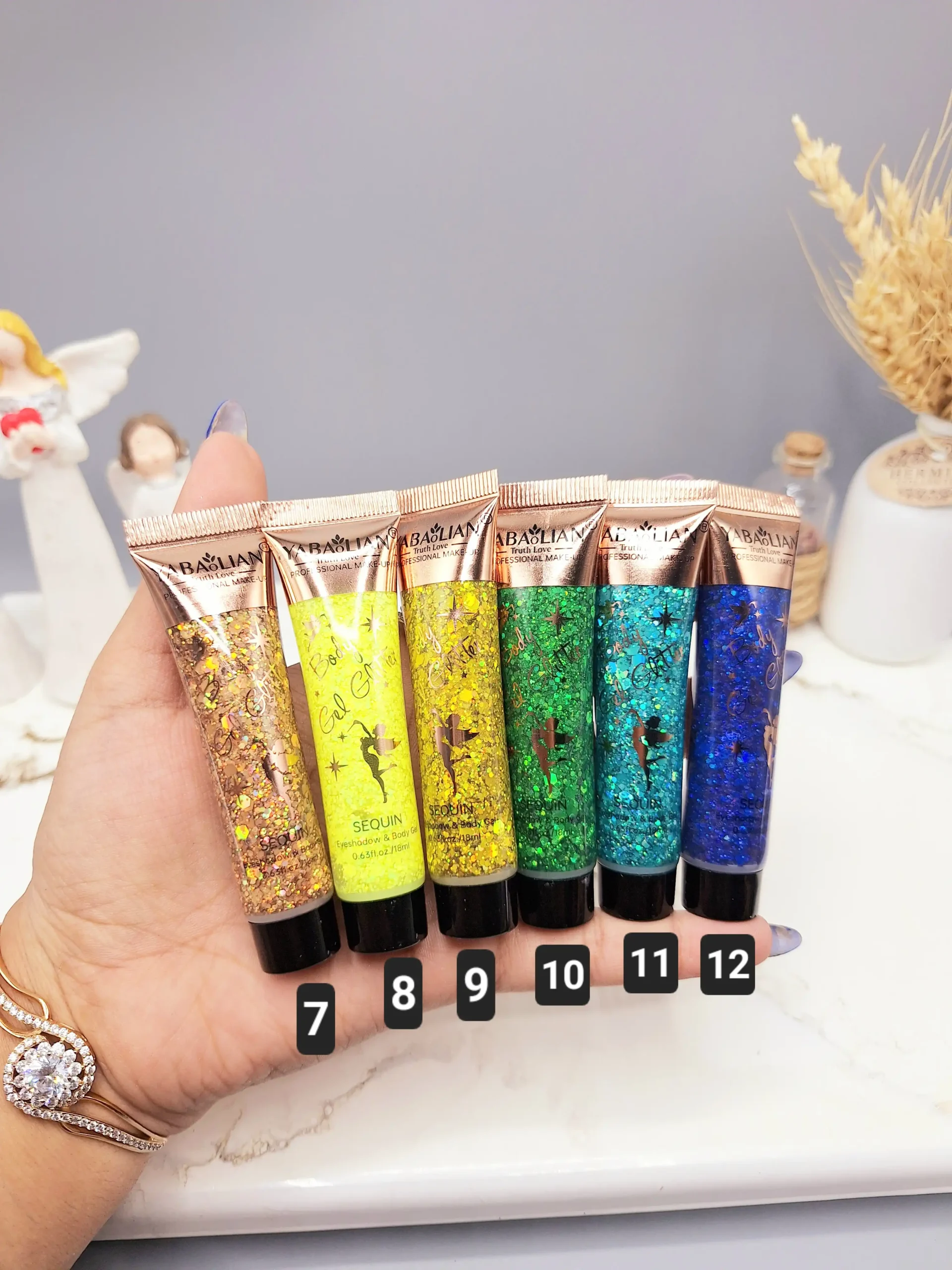 20250731060324417-thumbnail گلیتر تیوپی مناسب صورت و بدن و موی سر فوق العاده شیک YARALIAN کد 107 - Image 1