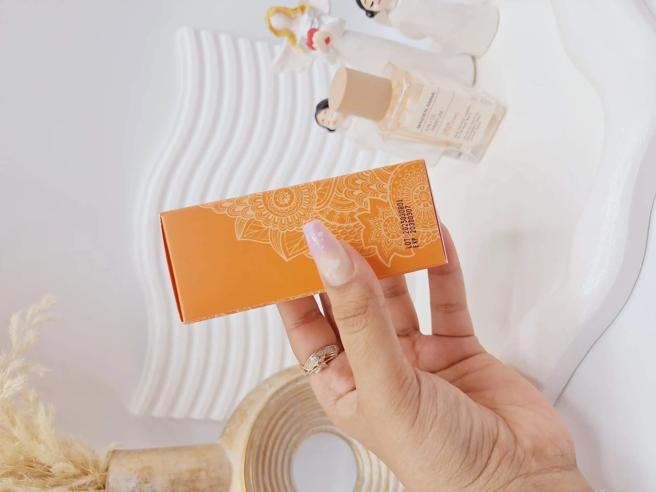 20250731063211019-thumbnail عطر بیکینی رایحه مشابه نارنگی (DAWN LOVE SONG) حجم 50 میل فوق العاده خوشبو با ماندگاری بالا ساخت ترکیه - Image 1