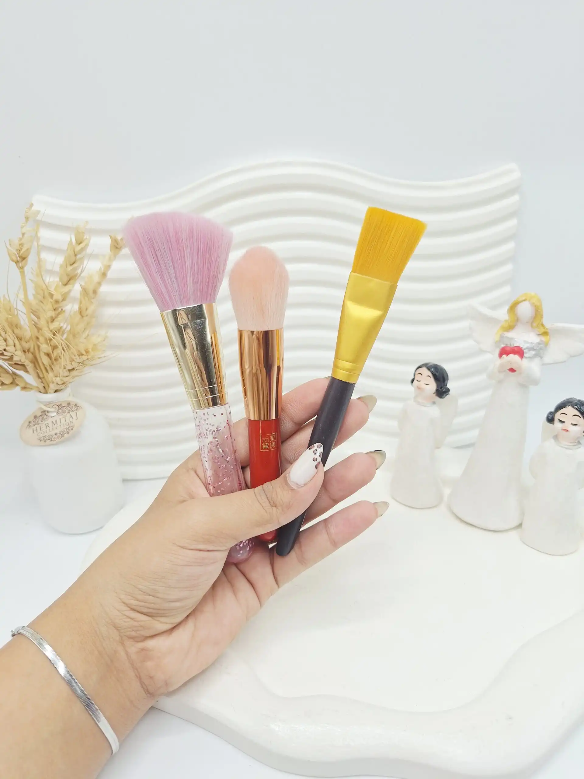 20251102023831921-thumbnail براش میکاپ در طرح و سایز های متفاوت (ارسال به صورت کاملا رندم) - Image 1