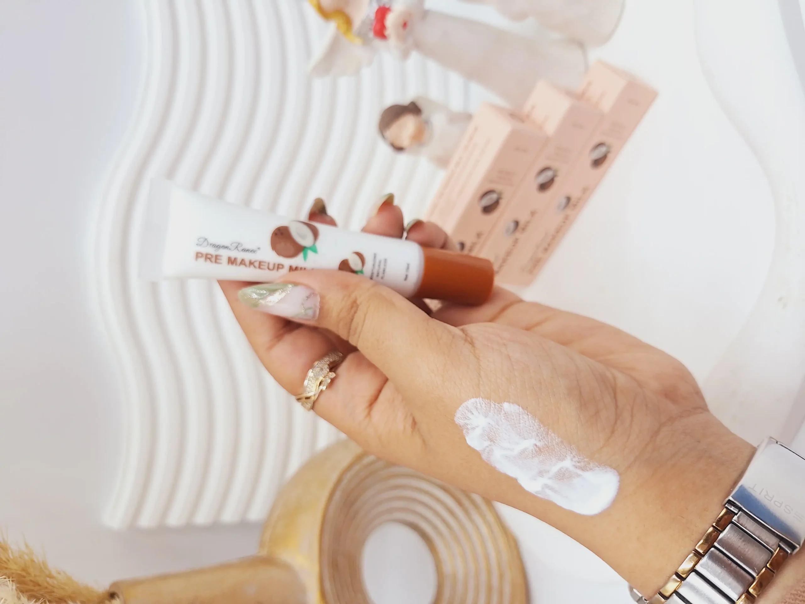 20250731062654147-thumbnail پرایمر شیری طرح نارگیل برند دراگون رانی کد DR139B - Image 1