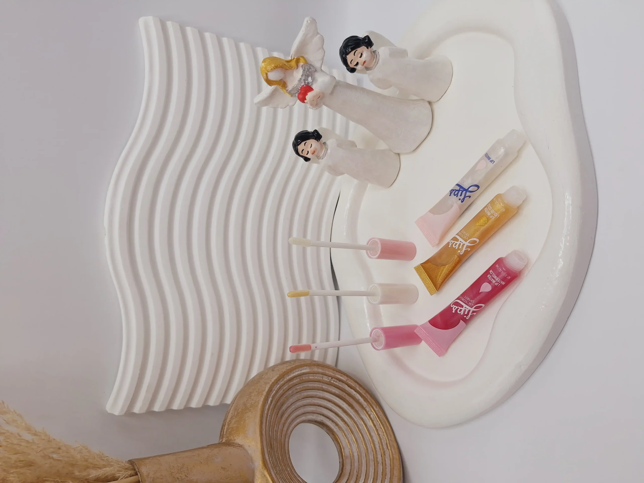 20250731062931029-thumbnail لیپ گلاس شاین دار تیوپی کد 0388 - Image 1